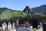 29.07.2020, Oberstaufen im Allgu im Sommer,  Der Idyllische Friedhof im Bergdorf Steibis.