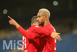 11.09.2020, Fussball DFB Pokal 2020/2021, 1. Runde, Eintracht Braunschweig - Hertha BSC Berlin, im Eintracht-Stadion Braunschweig. Jubel (L-R) Mathew Leckie (Hertha BSC Berlin) und Torschtze Matheus Cunha (Hertha BSC Berlin) zum Tor zum 2:2


