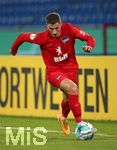 11.09.2020, Fussball DFB Pokal 2020/2021, 1. Runde, Eintracht Braunschweig - Hertha BSC Berlin, im Eintracht-Stadion Braunschweig. Mathew Leckie (Hertha BSC Berlin)


