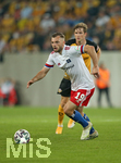 14.09.2020, Fussball DFB Pokal 2020/2021, 1. Runde, SG Dynamo Dresden - Hamburger SV, im Rudolf-Harbig-Stadion Dresden. Manuel Wintzheimer (Hamburg)


