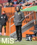 26.09.2020, Fussball 1. Bundesliga 2020/2021, 2. Spieltag, FC Augsburg Borussia Dortmund, in der WWK-Arena Augsburg, Trainer Lucien Favre (Dortmund) frustriert.


