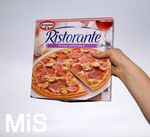 06.10.2020, Dr.Oetker-Pizza, Ristorante Pizza Speciale Tiefkhlpizza aus dem Khlfach.