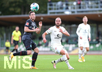 07.10.2020, Fussball Testspiel Saison 2020/2021, SV Werder Bremen - FC St. Pauli im Stadion Platz 11 Bremen. (L-R) Kevin Mhwald (Werder Bremen), Rico Benatelli (FC St. Pauli)


