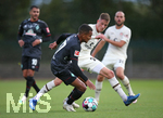 07.10.2020, Fussball Testspiel Saison 2020/2021, SV Werder Bremen - FC St. Pauli im Stadion Platz 11 Bremen. (L-R) Felix Agu (Werder Bremen), Christian Viet (FC St. Pauli)


