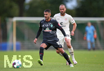 07.10.2020, Fussball Testspiel Saison 2020/2021, SV Werder Bremen - FC St. Pauli im Stadion Platz 11 Bremen. (L-R) Leonardo Bittencourt (Werder Bremen), Rico Benatelli (FC St. Pauli)


