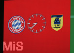 15.10.2020, Fussball DFB-Pokal 2020/2021, 1.Runde, 1.FC Dren - FC Bayern Mnchen, in der Allianz-Arena Mnchen.  Die Wappen der beiden Vereine auf der Anzeigetafel.


