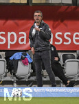 21.10.2020, Fussball 3. Liga 2020/2021, 6. Spieltag, TSV 1860 Mnchen - 1.FC Saarbrcken, im Grnwalder Stadion Mnchen, Trainer Michael Kllner (TSV 1860 Mnchen) am Spielfeldrand.


