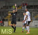 21.10.2020, Fussball 3. Liga 2020/2021, 6. Spieltag, TSV 1860 Mnchen - 1.FC Saarbrcken, im Grnwalder Stadion Mnchen, Schiedsrichter Eric Mller 


