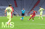 21.10.2020, Fussball Championsleague 2020/2021, Erste Runde Gruppenphase,  FC Bayern Muenchen - Atletico Madrid, in der Allianz-Arena Mnchen. Corentin Tolisso (FC Bayern Mnchen) Torschuss.

Foto: Peter Schatz/Magics/Pool/Via MIS

Nur fr journalistische Zwecke! Only for editorial use! 

Gem den Vorgaben der DFL Deutsche Fuball Liga ist es untersagt, in dem Stadion und/oder vom Spiel angefertigte Fotoaufnahmen in Form von Sequenzbildern und/oder videohnlichen Fotostrecken zu verwerten bzw. verwerten zu lassen. DFL regulations prohibit any use of photographs as image sequences and/or quasi-video.    

National and international NewsAgencies OUT. 


