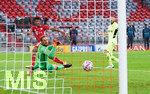 21.10.2020, Fussball Championsleague 2020/2021, Erste Runde Gruppenphase,  FC Bayern Muenchen - Atletico Madrid, in der Allianz-Arena Mnchen. Kingsley Coman (li, Bayern Mnchen) Torschuss zum 4:0.

Foto: Peter Schatz/Magics/Pool/Via MIS

Nur fr journalistische Zwecke! Only for editorial use! 

Gem den Vorgaben der DFL Deutsche Fuball Liga ist es untersagt, in dem Stadion und/oder vom Spiel angefertigte Fotoaufnahmen in Form von Sequenzbildern und/oder videohnlichen Fotostrecken zu verwerten bzw. verwerten zu lassen. DFL regulations prohibit any use of photographs as image sequences and/or quasi-video.    

National and international NewsAgencies OUT. 


