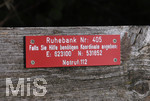 22.10.2020, Bad Wrishofen, Schild an einer Bank: 