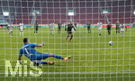 10.01.2021, Fussball 1. Bundesliga 2020/2021, 15. Spieltag, FC Augsburg - VfB Stuttgart, in der WWK-Arena Augsburg. Tor zum 0 : 1 , Nicolas Gonzalez ( VfB ) verwandelt einen Elfmeter

Foto: Pressefoto Baumann/Alexander Keppler/Pool/via MIS

Nur fr journalistische Zwecke! Only for editorial use! 

Gem den Vorgaben der DFL Deutsche Fuball Liga ist es untersagt, in dem Stadion und/oder vom Spiel angefertigte Fotoaufnahmen in Form von Sequenzbildern und/oder videohnlichen Fotostrecken zu verwerten bzw. verwerten zu lassen. DFL regulations prohibit any use of photographs as image sequences and/or quasi-video.    

National and international NewsAgencies OUT. 