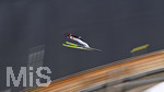 03.03.2021, Nordische SKI WM Oberstdorf 2021, Oberstdorf im Allgu, Skispringen Frauen, Groschanze, Springerin in der Luft. 