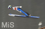 03.03.2021, Nordische SKI WM Oberstdorf 2021, Oberstdorf im Allgu, Skispringen Frauen, Groschanze, Jenny Rautionaho (Finnland) in der Luft.