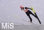 05.03.2021, Nordische SKI WM Oberstdorf 2021, Oberstdorf im Allgu,  Skispringen der Herren von der Groschanze, Karl Geiger  (GER) im Flug.