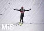 05.03.2021, Nordische SKI WM Oberstdorf 2021, Oberstdorf im Allgu,  Skispringen der Herren von der Groschanze, Karl Geiger (GER) landet,