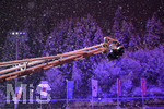 05.03.2021, Nordische SKI WM Oberstdorf 2021, Oberstdorf im Allgu,   Siegerehrung, Medaillenzeremonie, Der Kamerakran ist voller Schnee, der Winter ist im Allgu zurckgekehrt.