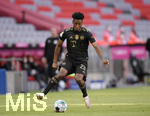 22.05.2021, Fussball 1. Bundesliga 2020/2021, 34. Spieltag, FC Bayern Mnchen - FC Augsburg, in der Allianz-Arena Mnchen. Kingsley Coman (Bayern Mnchen) am Ball 

Foto: Bernd Feil/M.i.S/Pool

Nur fr journalistische Zwecke! Only for editorial use! 
Gem den Vorgaben der DFL Deutsche Fuball Liga ist es untersagt, in dem Stadion und/oder vom Spiel angefertigte Fotoaufnahmen in Form von Sequenzbildern und/oder videohnlichen Fotostrecken zu verwerten bzw. verwerten zu lassen. DFL regulations prohibit any use of photographs as image sequences and/or quasi-video.    
National and international NewsAgencies OUT.