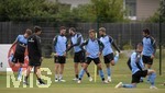 01.07.2021, Fussball 3. Liga 2021/2022, TSV 1860 Mnchen Sommer-Trainingslager in Windischgarsten, sterreich. Erstes Training auf dem Platz unter dem Mannschaftshotel Dilly, v.li:  Leon Klassen (TSV 1860 Mnchen), Quirin Moll (TSV 1860 Mnchen), Sascha Mlders (TSV 1860 Mnchen), Erik Tallig (TSV 1860 Mnchen), Yannick Deichmann (TSV 1860 Mnchen).
