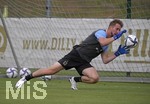 01.07.2021, Fussball 3. Liga 2021/2022, TSV 1860 Mnchen Sommer-Trainingslager in Windischgarsten, sterreich. Erstes Training auf dem Platz unter dem Mannschaftshotel Dilly, Torwart Marco Hiller (TSV 1860 Mnchen) hat den Ball 