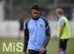 01.07.2021, Fussball 3. Liga 2021/2022, TSV 1860 Mnchen Sommer-Trainingslager in Windischgarsten, sterreich. Erstes Training auf dem Platz unter dem Mannschaftshotel Dilly, Kevin Goden (TSV 1860 Mnchen) nachdenklich 