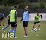 01.07.2021, Fussball 3. Liga 2021/2022, TSV 1860 Mnchen Sommer-Trainingslager in Windischgarsten, sterreich. Erstes Training auf dem Platz unter dem Mannschaftshotel Dilly, Sascha Mlders (TSV 1860 Mnchen) lachend 
