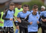 01.07.2021, Fussball 3. Liga 2021/2022, TSV 1860 Mnchen Sommer-Trainingslager in Windischgarsten, sterreich. Erstes Training auf dem Platz unter dem Mannschaftshotel Dilly, Auslaufen, v.li: Marco Mannhardt (TSV 1860 Mnchen), Nathan Wicht (1860 Mnchen) 