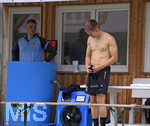 02.07.2021, Fussball 3. Liga 2021/2022, TSV 1860 Mnchen Sommer-Trainingslager in Windischgarsten, sterreich.  Training auf dem Platz neben dem Mannschaftshotel Dilly,  re: Alexander Freitag (TSV 1860 Mnchen) 