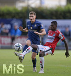 02.07.2021, Fussball 3. Liga 2021/2022, TSV 1860 Mnchen Sommer-Trainingslager in Windischgarsten, sterreich.  Testspiel in Windischgarsten, TSV 1860 Mnchen - SV Ried, Alexander Freitag (TSV 1860 Mnchen) gegen Keke (Ried)