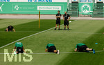 03.07.2021, Fussball 1. Bundesliga 2021/2022,  Fussball 1. Bundesliga: Trainingsauftakt SpVgg Greuther Frth, 

Cheftrainer Stefan Leitl mit Co-Trainer Alexander Hahn

Foto: Thomas Langer / MIS

