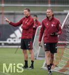 07.07.2021, Fussball 1. Bundesliga 2021/2022, Trainingsauftakt FC Bayern Mnchen, mit dem neuen Trainer Julian Nagelsmann (li, FC Bayern Mnchen) mit Konditionstrainer Holger Broich (re, Bayern Mnchen).
