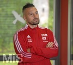 07.07.2021, Fussball Regionalliga Bayern 2021/22, FC Memmingen,  Presseveranstaltung zur Sponsoring-Verlngerung um weitere vier Jahre von Haupt- und Trikot-Sponsor LEW (Lechwerke AG) im Stadion Memmingen. Mannschaftskapitn Timo Gebhart (FC Memmingen).