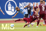 17.07.2021, Fussball 2.und 3. Liga 2021/2022, Testspiel 1.FC Nrnberg - TSV 1860 Mnchen, im Nrnberger Max-Morlock-Stadion.

Yannick Deichmann gegen Nrnbergs Florian Hbner