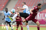 17.07.2021, Fussball 2.und 3. Liga 2021/2022, Testspiel 1.FC Nrnberg - TSV 1860 Mnchen, im Nrnberger Max-Morlock-Stadion.

Nrnbergs Christopher Schindler  und Sascha Mlders (li, 1860 Mnchen).