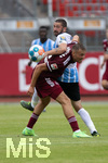 17.07.2021, Fussball 2.und 3. Liga 2021/2022, Testspiel 1.FC Nrnberg - TSV 1860 Mnchen, im Nrnberger Max-Morlock-Stadion. 
Sascha Mlders (hi, 1860) gegen Asger Srensen (Nrnberg)

