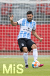 17.07.2021, Fussball 2.und 3. Liga 2021/2022, Testspiel 1.FC Nrnberg - TSV 1860 Mnchen, im Nrnberger Max-Morlock-Stadion. Stephan Salger (1860 Mnchen) am Ball 

