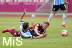 17.07.2021, Fussball 2.und 3. Liga 2021/2022, Testspiel 1.FC Nrnberg - TSV 1860 Mnchen, im Nrnberger Max-Morlock-Stadion. vorne: Richard Neudecker (1860), Nrnbergs Robin Hack

