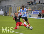 24.08.2021, Fussball 3. Liga 2021/2022, 5.Spieltag, TSV 1860 Mnchen - FC Viktoria Kln, im Grnwalder-Stadion Mnchen, v.li: Simon Handle (Viktoria Kln) gegen Stefan Lex (TSV 1860 Mnchen) 

