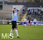24.08.2021, Fussball 3. Liga 2021/2022, 5.Spieltag, TSV 1860 Mnchen - FC Viktoria Kln, im Grnwalder-Stadion Mnchen, Groe Torchance vergeben, Sascha Mlders (TSV 1860 Mnchen) rgert sich 

