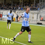 24.08.2021, Fussball 3. Liga 2021/2022, 5.Spieltag, TSV 1860 Mnchen - FC Viktoria Kln, im Grnwalder-Stadion Mnchen, Torjubel zum 1:0 von Richard Neudecker ( TSV 1860 Mnchen)  

