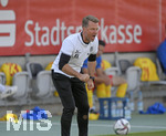 04.09.2021, Fussball 3. Liga 2021/2022, 7.Spieltag, TSV 1860 Mnchen - SV Meppen, im Grnwalder-Stadion Mnchen, Trainer Rico Schmitt (SV Meppen) in Rage 

