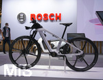 08.09.2021, Messe Mnchen IAA Mobility 2021 in Mnchen im Messegelnde Riem. Fahrrder gehren auch zur Mobility der Zukunft. Hier ein E-Bike auf dem Stand von Bosch mit Bosch-Antriebsmotor.