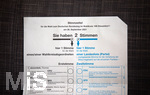 09.09.2021, Stimmzettel und Briefwahlunterlagen zur Bundestagswahl. Aufgeklappter Stimmzettel mit Aufdruck ?Sie haben 2 Stimmen? sowie CDU, SPD und FDP.