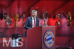 25.11.2021, Fussball 1. Bundesliga 2021/2022,  FC Bayern München, Jahreshauptversammlung 2021 im AUDI-Dome München, 
Präsident Herbert Hainer (FC Bayern) bei seiner Rede,
 
