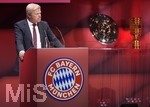 25.11.2021, Fussball 1. Bundesliga 2021/2022,  FC Bayern München, Jahreshauptversammlung 2021 im AUDI-Dome München,  Vorstandsmitglied Oliver Kahn (Bayern München) am Rednerpult.  