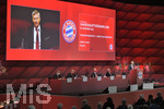 25.11.2021, Fussball 1. Bundesliga 2021/2022,  FC Bayern München, Jahreshauptversammlung 2021 im AUDI-Dome München,  Präsident Herbert Hainer (FC Bayern) hält seine Rede.  