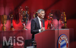 25.11.2021, Fussball 1. Bundesliga 2021/2022,  FC Bayern München, Jahreshauptversammlung 2021 im AUDI-Dome München,  Präsident Herbert Hainer (FC Bayern) hält seine Rede.  