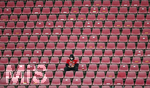 15.01.2022, Fussball 1. Bundesliga 2021/2022, 19. Spieltag, 1. FC Köln - FC Bayern München, im RheinEnergieStadion Köln. nur 750 Fans sind zum Spiel zugelassen, Symbolbild