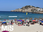01.06.2022, Beliebtes Reiseziel der Deutschen, Mallorca. Auf der Baleareninsel tobt wieder das Touristische Leben, hier in Cala Ratjada ist der Strand Cala Agulla gut besucht.