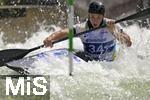 28.07.2022, Kanu-Slalom Weltmeisterschaften 2022 in Augsburg, Eiskanal, Olympiapark, Kajak Einer Mnner 2.Vorlauf, Vid Kuder Marusic (Slowenien)